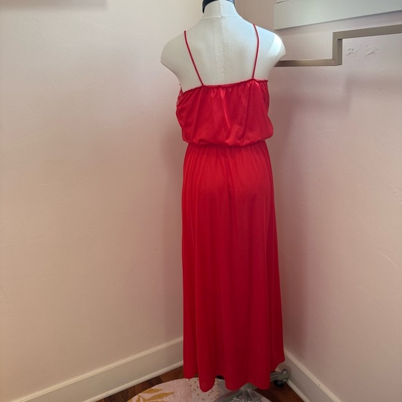 Vintage Deena Women's Red Lace Maxi Slip Nightgown Medium USA Made - Picture 3 of 6